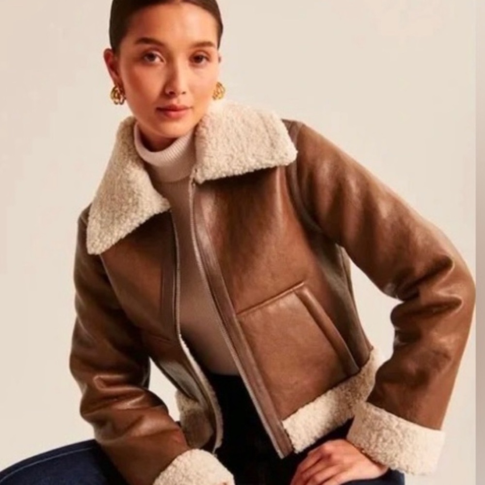 Abercrombie & Fitch Sherpa-Lined Vegan Leather Shearling Jacket